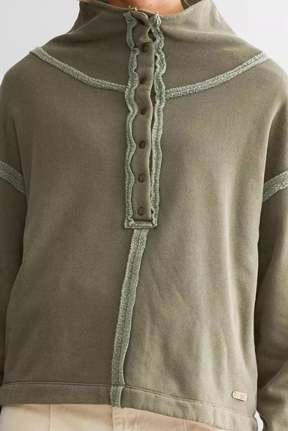 GREEN SNAP BUTTON FLEECE